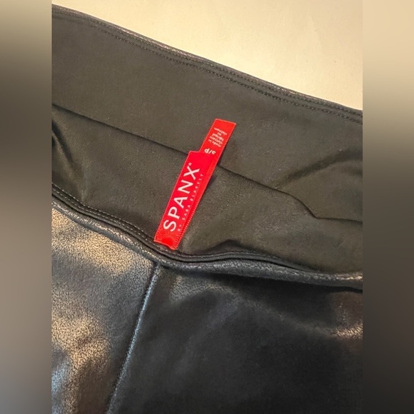 SPANX Faux Leather Leggings - Picture 11 of 12